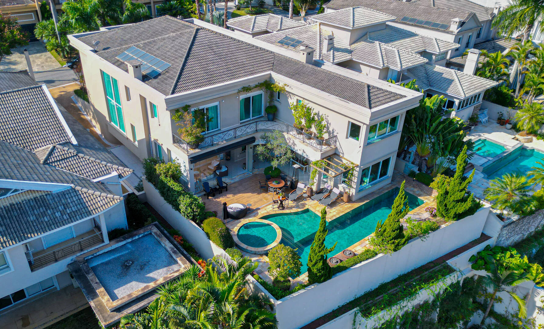 #11489 - Casa em condomínio para Venda em Santana de Parnaíba - SP