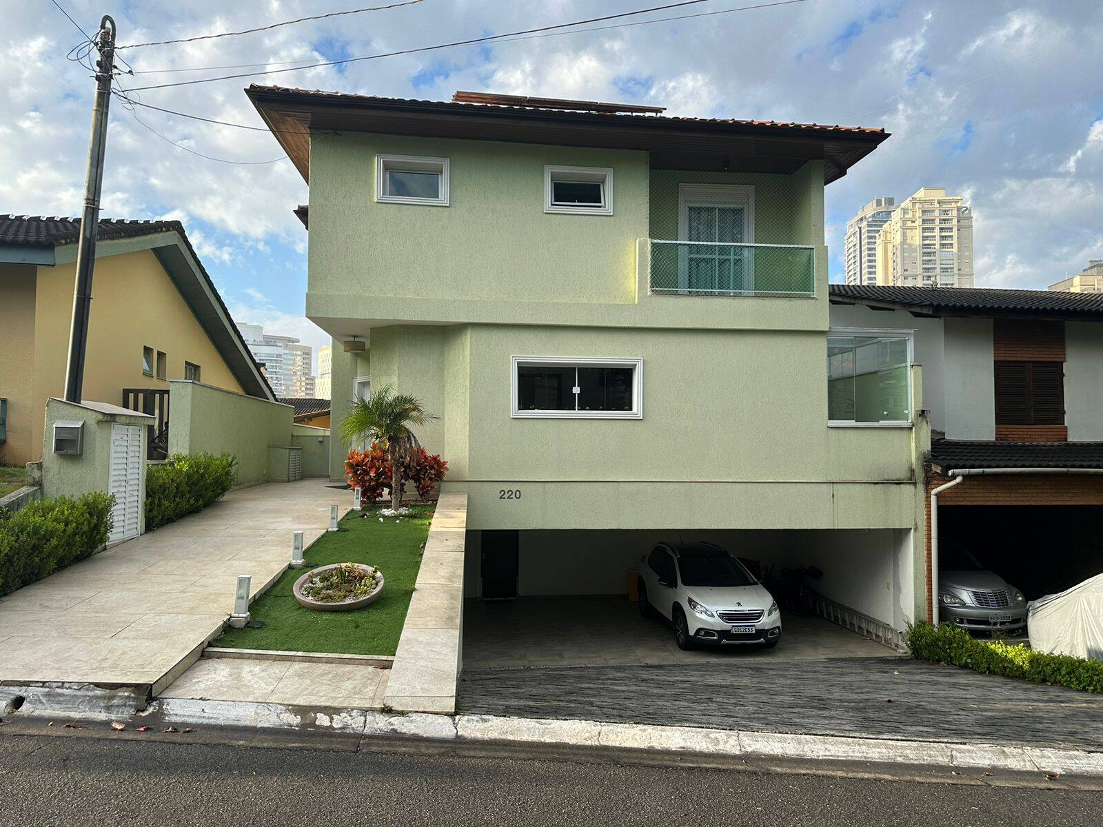 #13095 - Casa em condomínio para Venda em Santana de Parnaíba - SP