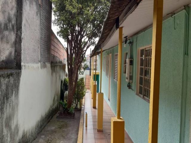 Casa Térrea para Venda em Osasco - 2