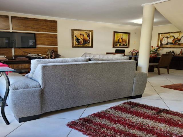 Sobrado para Venda em Osasco - 2