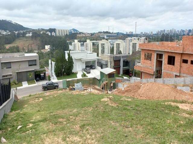 Terreno em condomínio para Venda em Santana de Parnaíba - 2