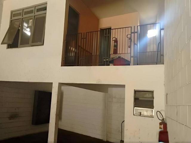 Galpão para Venda em Osasco - 2