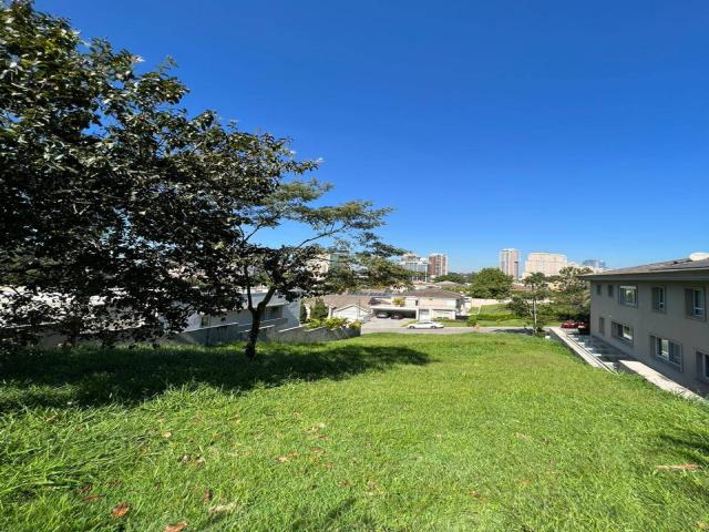 Terreno em condomínio para Venda em Santana de Parnaíba - 2