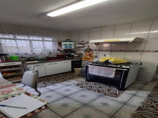 Casa Térrea para Venda em Carapicuíba - 5