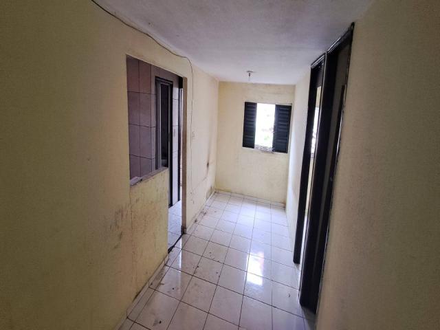 Apartamento para Venda em Carapicuíba - 4