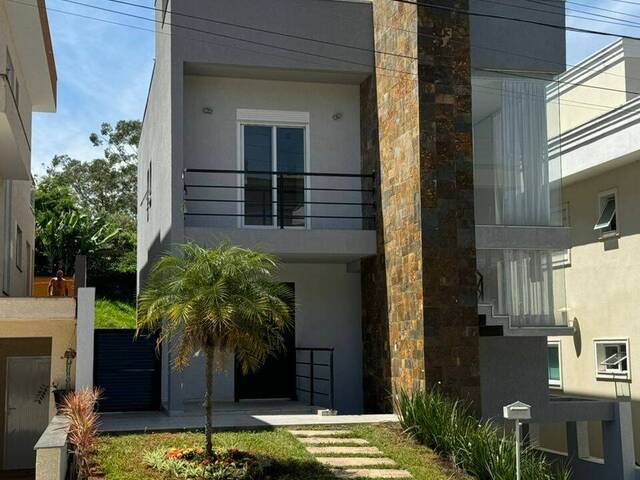 #9626 - Casa em condomínio para Venda em Santana de Parnaíba - SP