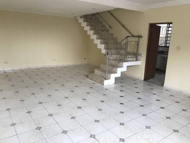 Sobrado para Venda em São Paulo - 2