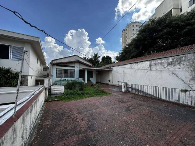 Casa Térrea para Venda em São Paulo - 2