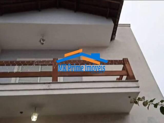 Sobrado para Venda em Osasco - 2