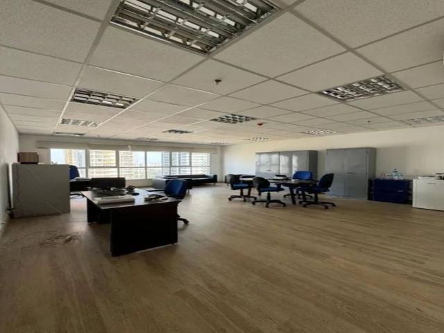 Sala para Venda em Barueri - 4