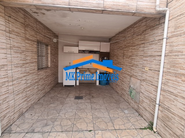 Sobrado para Venda em Carapicuíba - 4