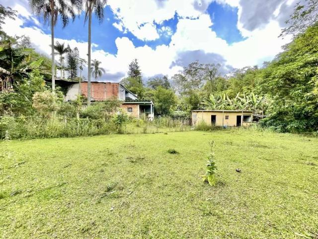 Casa Térrea para Venda em Cotia - 4