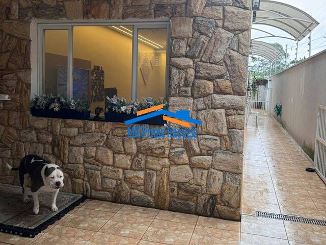 Sobrado para Venda em Cotia - 2