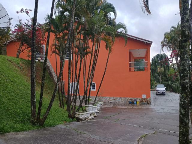 Sobrado para Venda em Santana de Parnaíba - 4