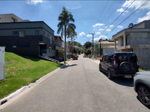 Terreno para Venda em Santana de Parnaíba - 4