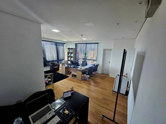 Sala para Venda em Barueri - 5