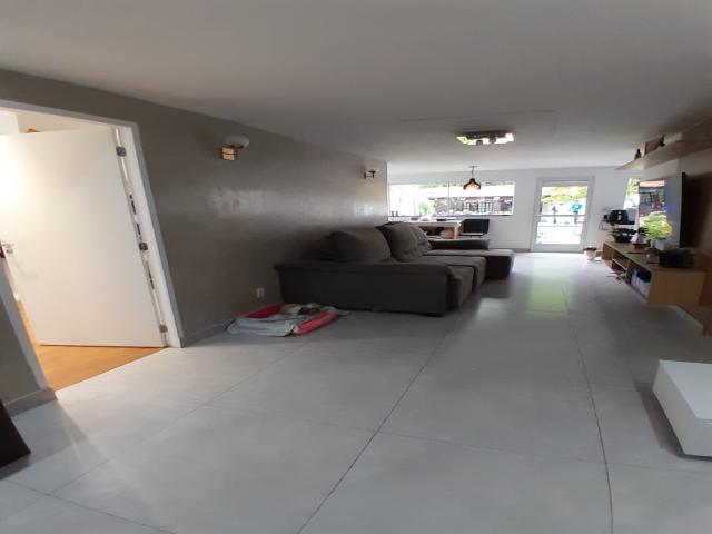 Casa Térrea para Venda em Cotia - 5