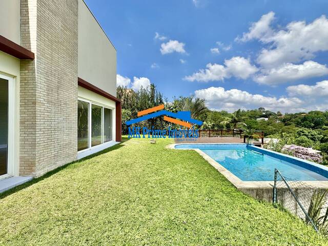 Locação em Pousada dos Bandeirantes - Carapicuíba