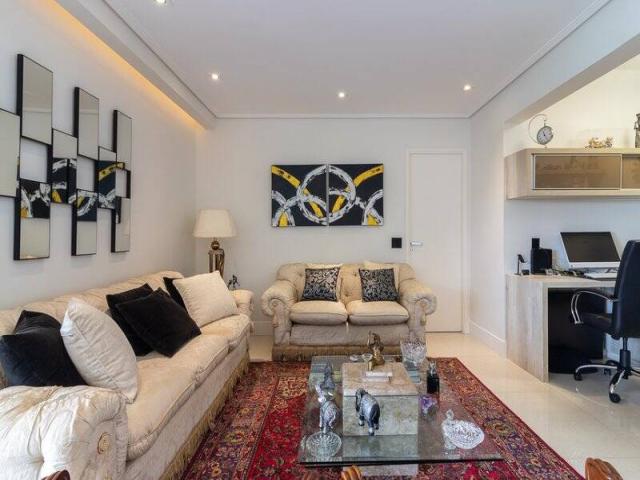 Apartamento para Venda em Santana de Parnaíba - 4
