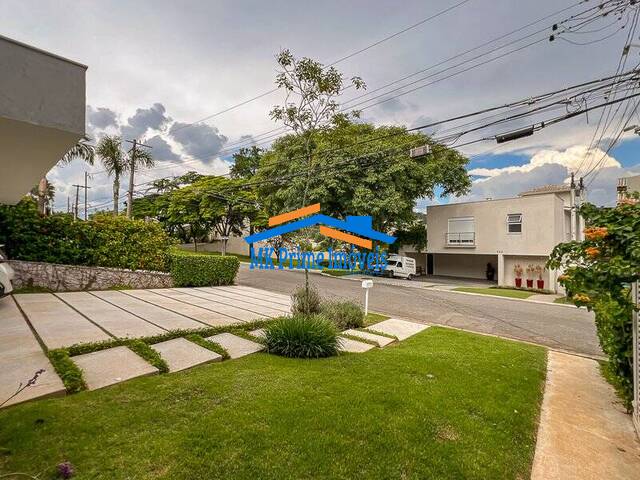 #16657 - Casa em condomínio para Venda em Santana de Parnaíba - SP