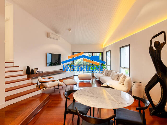 #16949 - Casa Comercial para Venda em Santana de Parnaíba - SP