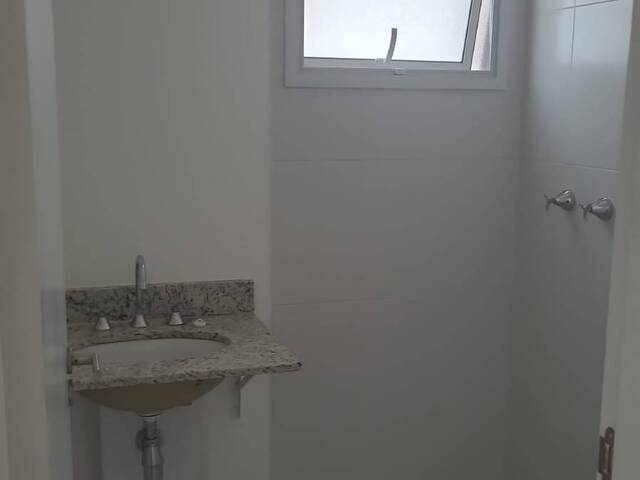 Apartamento para Venda em Carapicuíba - 5