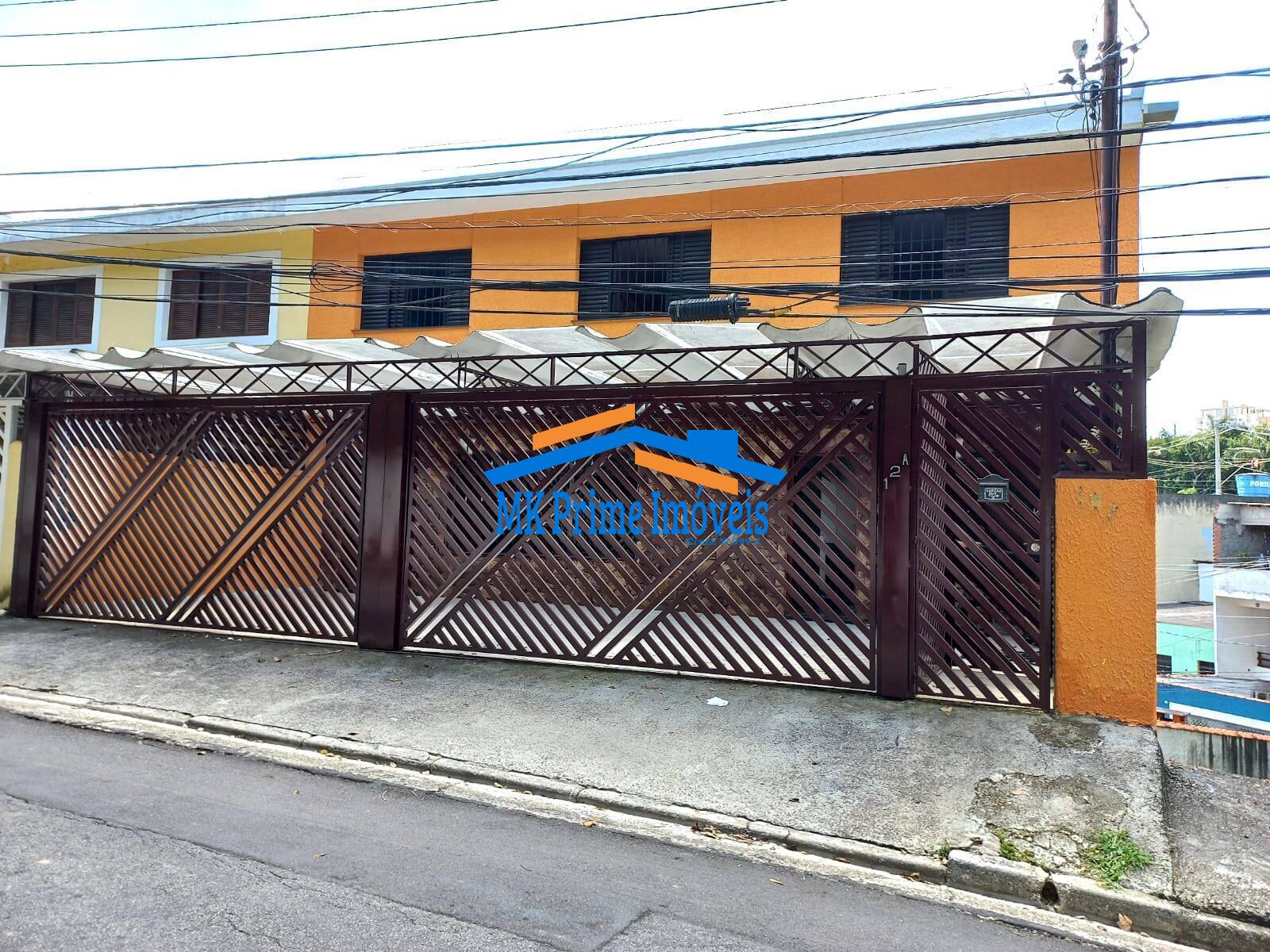 Sobrado à venda e aluguel com 3 quartos, 333m² - Foto 1