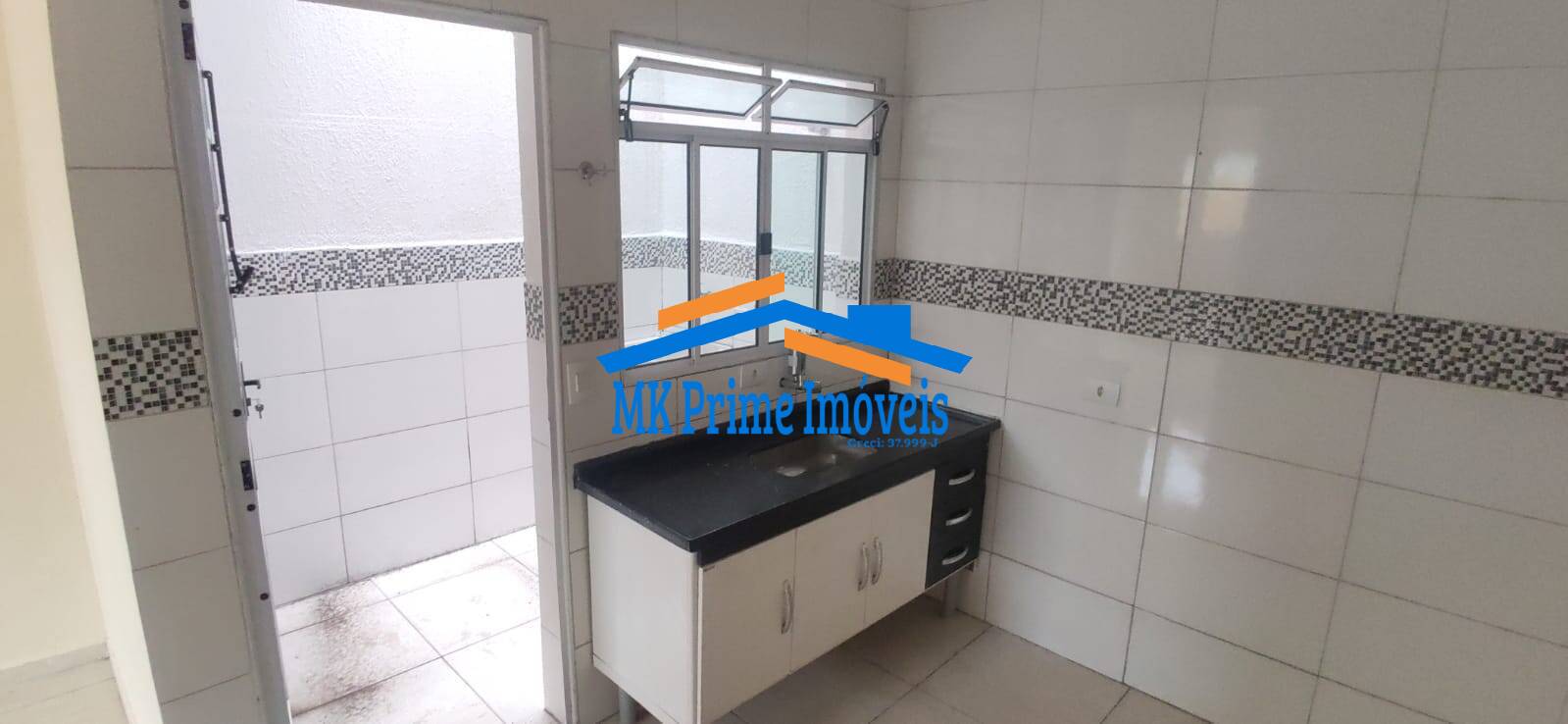 Casa de Condomínio para alugar com 2 quartos, 75m² - Foto 5