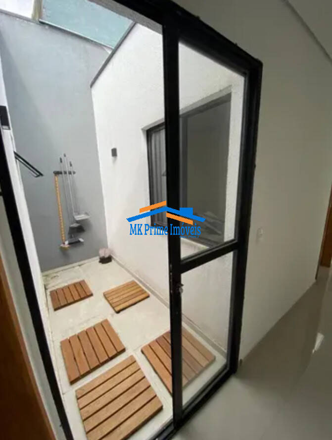 Sobrado à venda com 3 quartos, 200m² - Foto 14