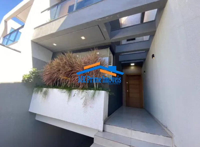 Sobrado à venda com 3 quartos, 200m² - Foto 18