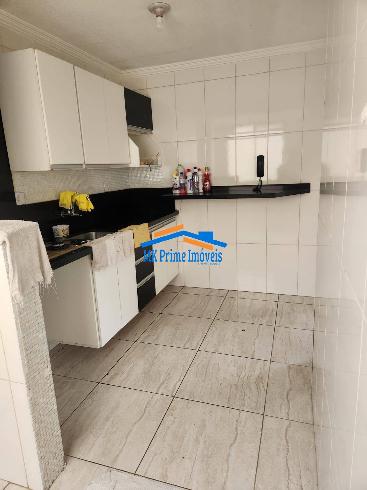 Apartamento à venda com 2 quartos, 48m² - Foto 2