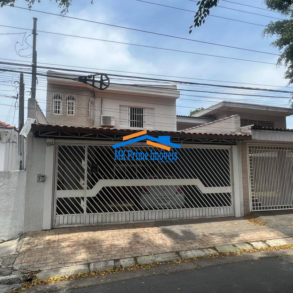 Sobrado, 3 quartos, 236 m² - Foto 1