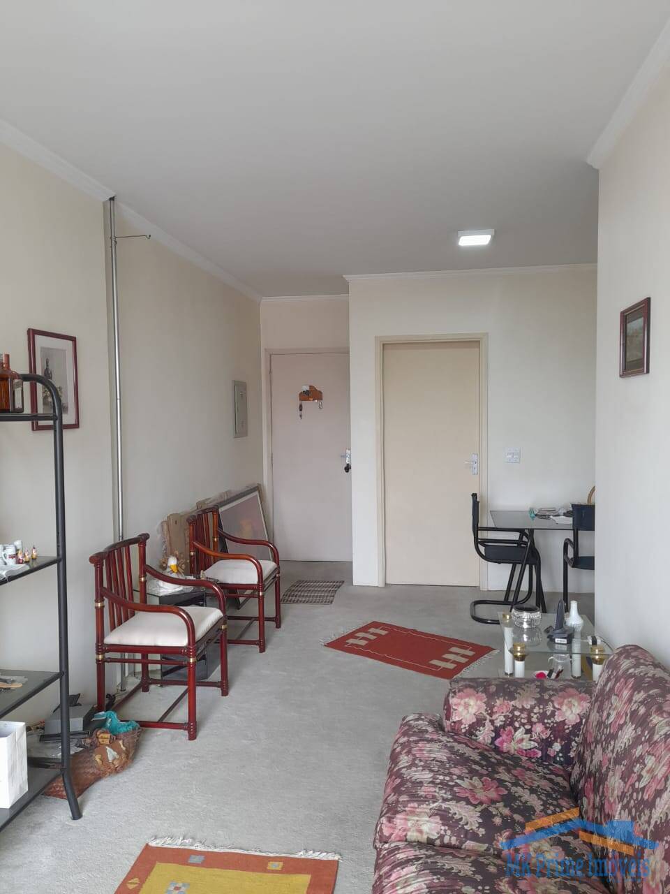 Apartamento à venda com 3 quartos, 71m² - Foto 2