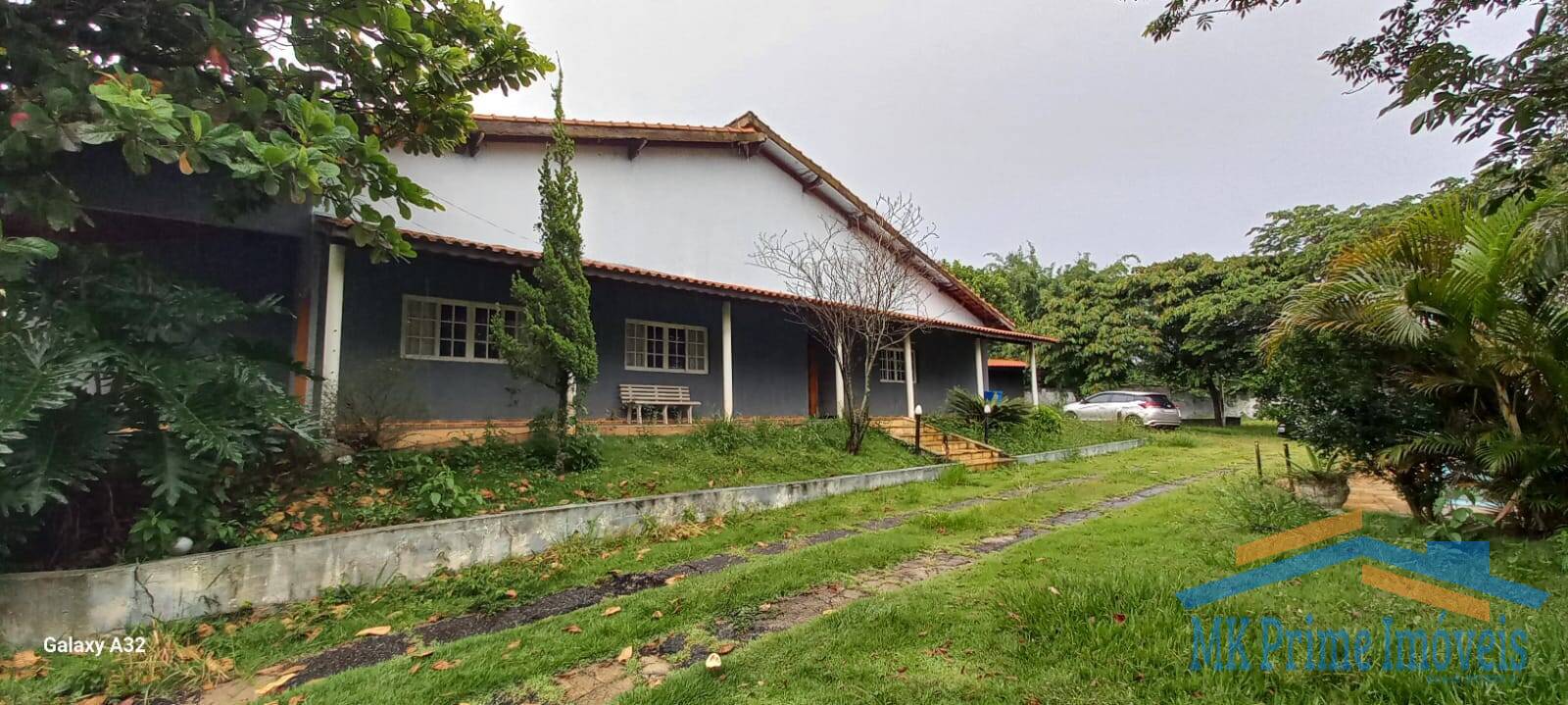 Sítio à venda com 3 quartos, 700m² - Foto 1