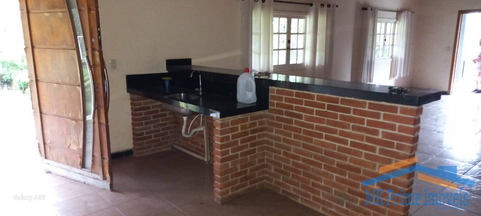 Sítio à venda com 3 quartos, 700m² - Foto 2