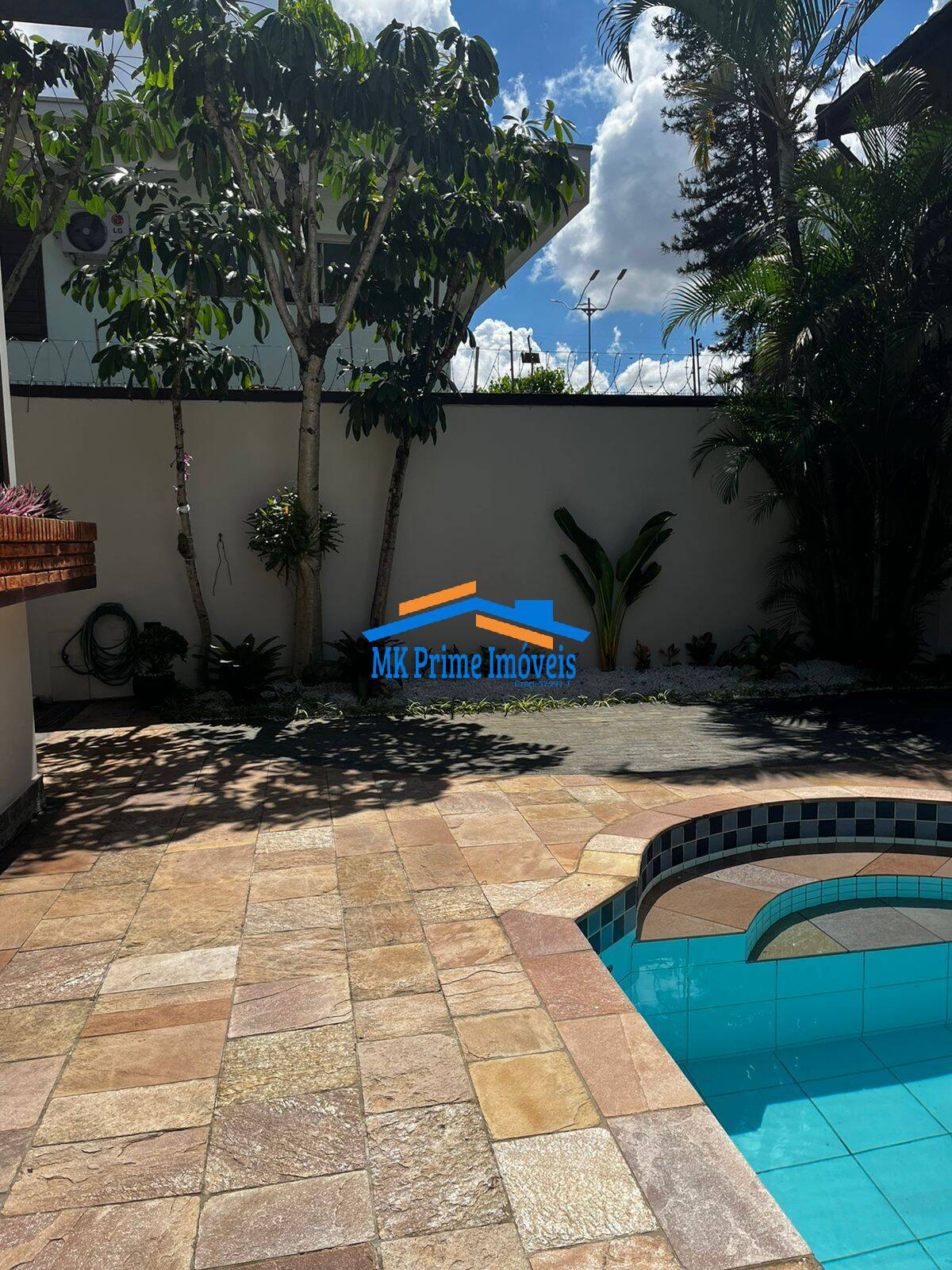Sobrado à venda com 3 quartos, 370m² - Foto 18