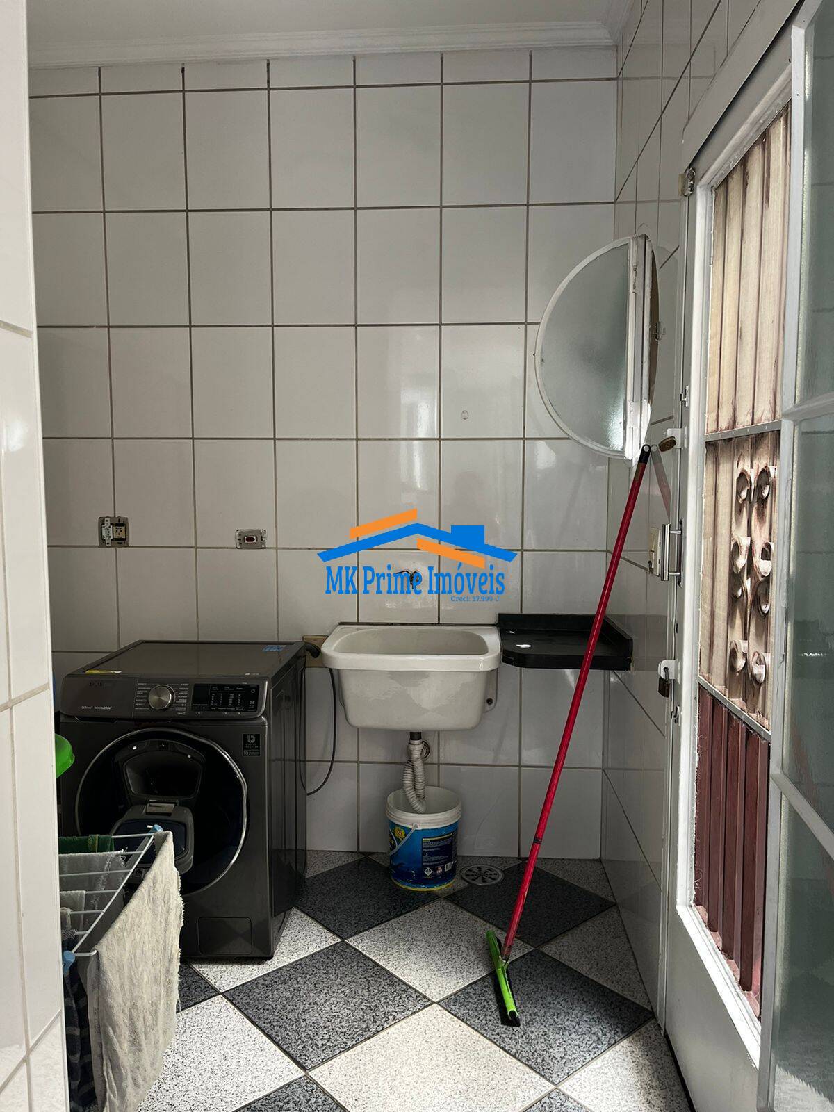 Sobrado à venda com 3 quartos, 370m² - Foto 13