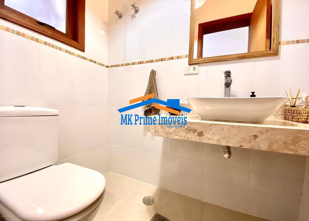 Casa de Condomínio à venda com 4 quartos, 325m² - Foto 3