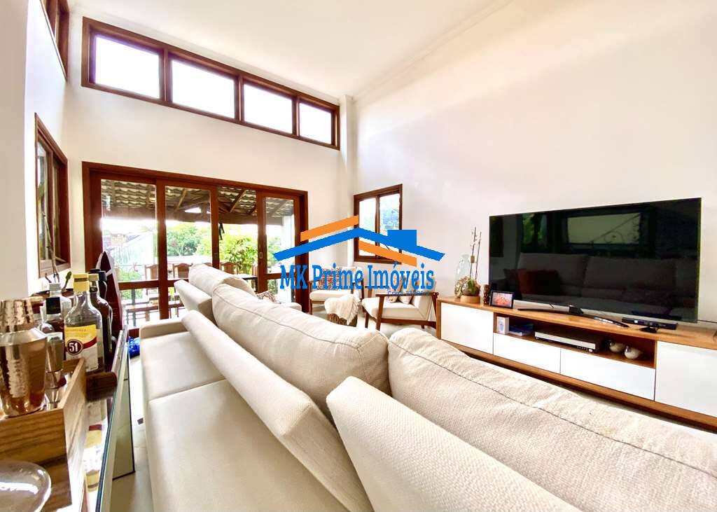 Casa de Condomínio à venda com 4 quartos, 325m² - Foto 1