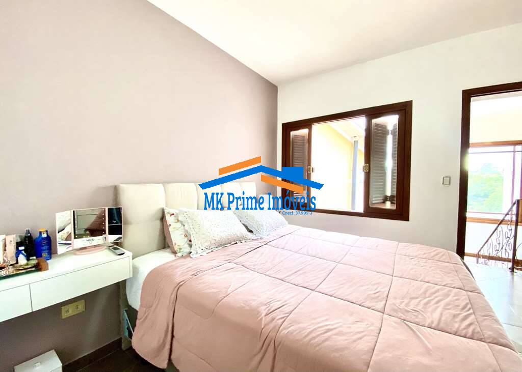 Casa de Condomínio à venda com 4 quartos, 325m² - Foto 17