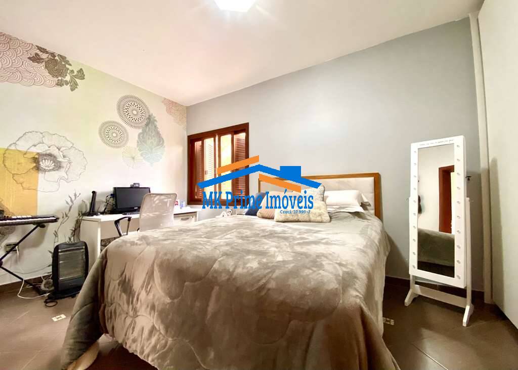 Casa de Condomínio à venda com 4 quartos, 325m² - Foto 24