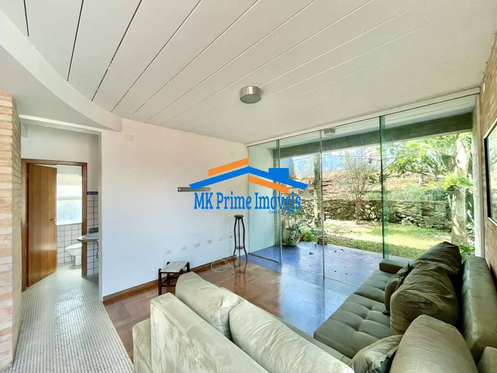 Casa de Condomínio para alugar com 4 quartos, 350m² - Foto 16