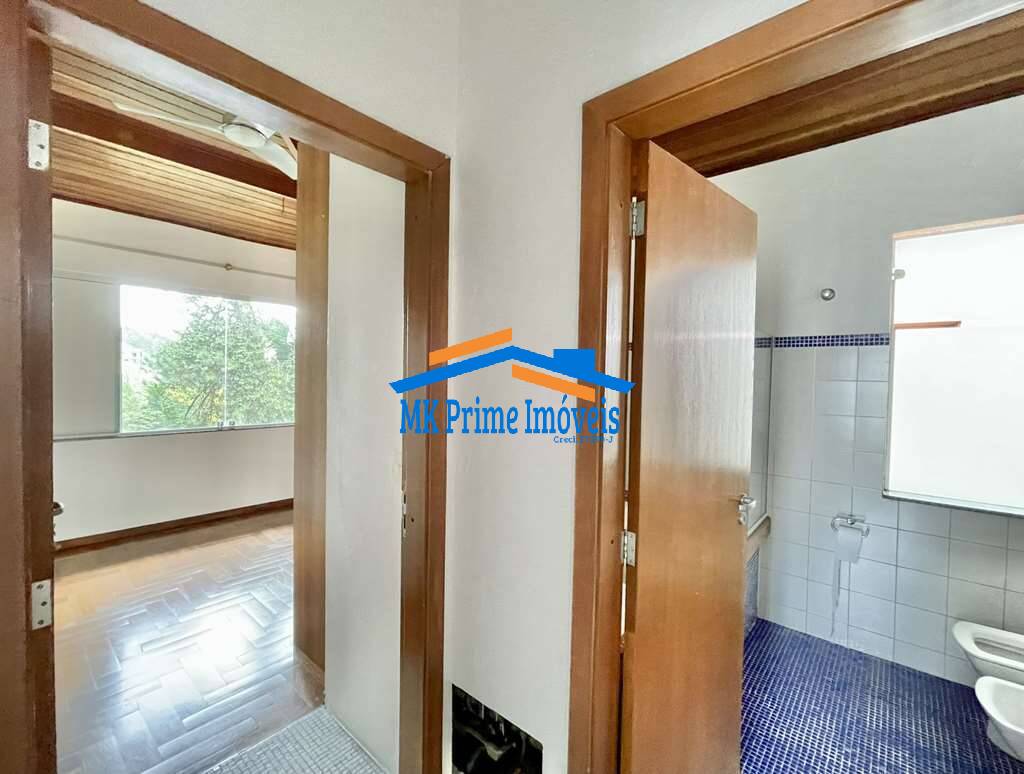Casa de Condomínio para alugar com 4 quartos, 350m² - Foto 35