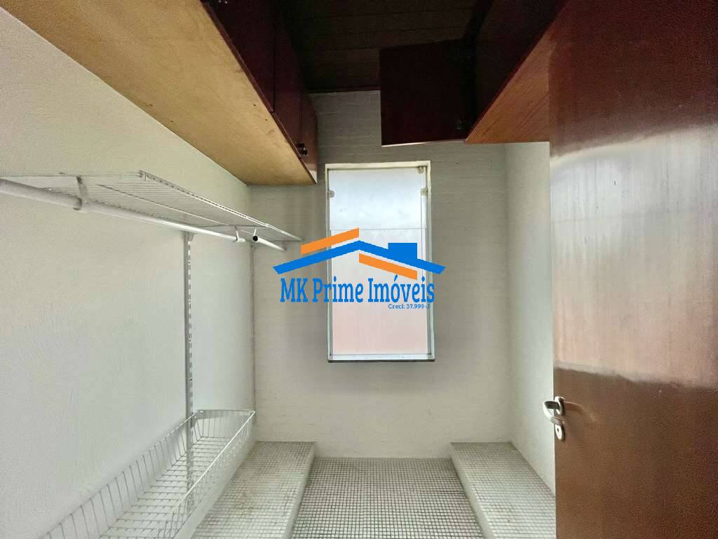 Casa de Condomínio para alugar com 4 quartos, 350m² - Foto 34