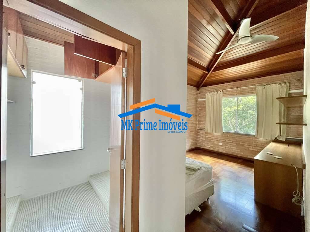Casa de Condomínio para alugar com 4 quartos, 350m² - Foto 32