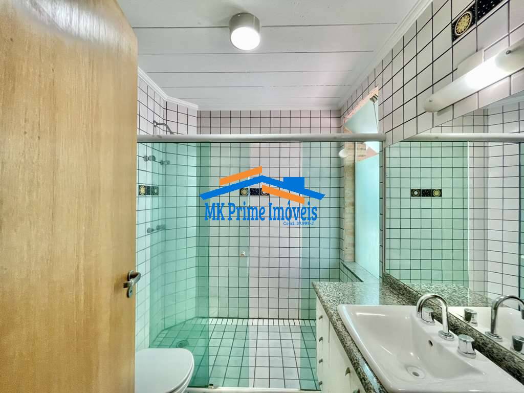 Casa de Condomínio para alugar com 4 quartos, 350m² - Foto 25