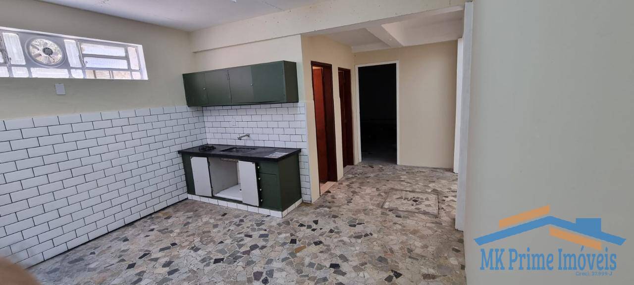 Sobrado para alugar com 4 quartos, 239m² - Foto 12