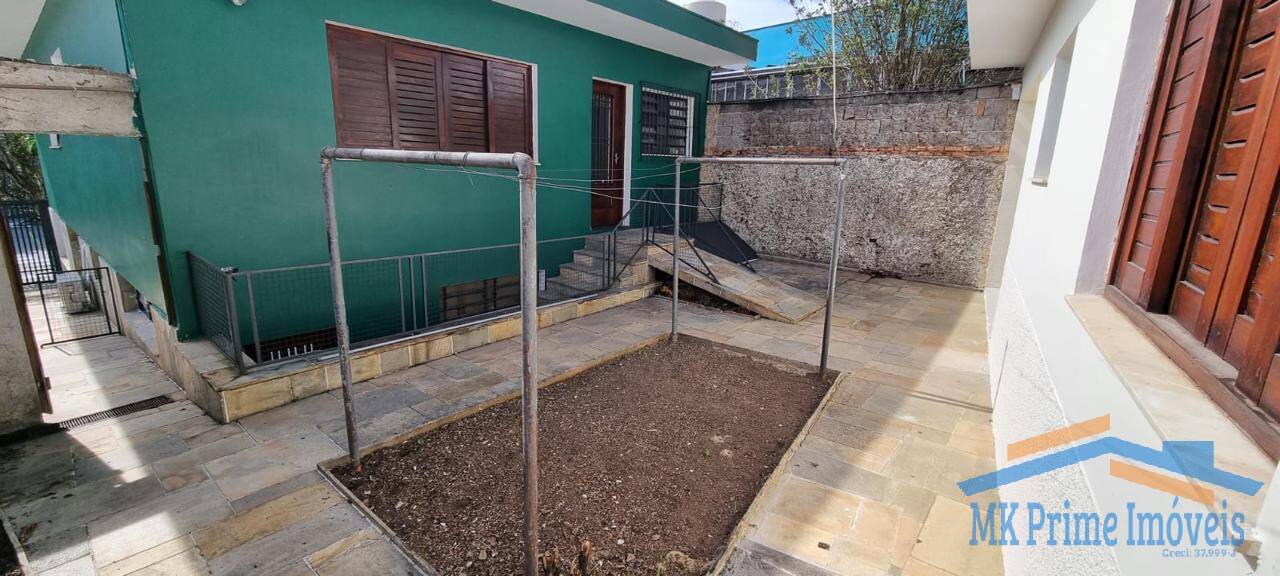 Sobrado para alugar com 4 quartos, 239m² - Foto 25
