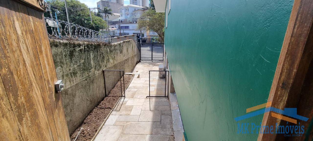 Sobrado para alugar com 4 quartos, 239m² - Foto 27