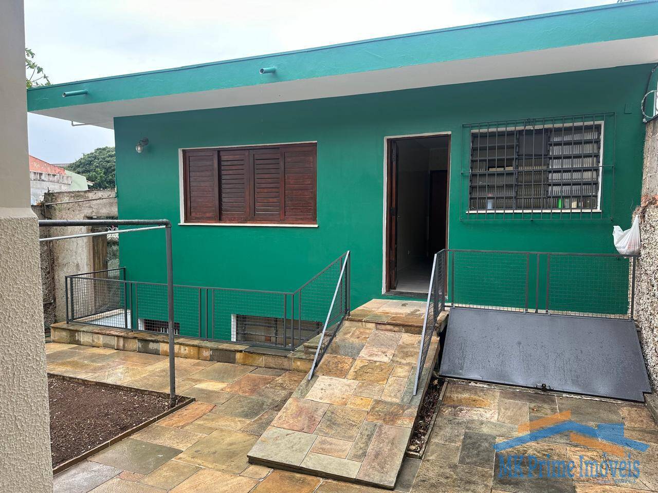 Sobrado para alugar com 4 quartos, 239m² - Foto 29
